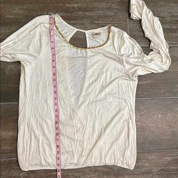 Daytrip Cream Embellished Cut Out Blouse - Picture 10 of 10